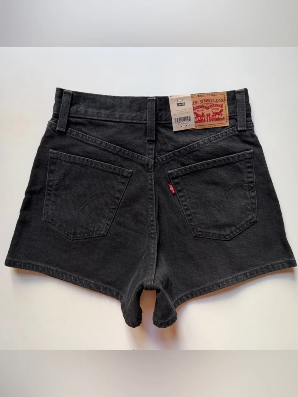 Levi's High Waisted Mom Women's Shorts Relaxed Fit High Rise Denim Black Jean 25 - Picture 8 of 11